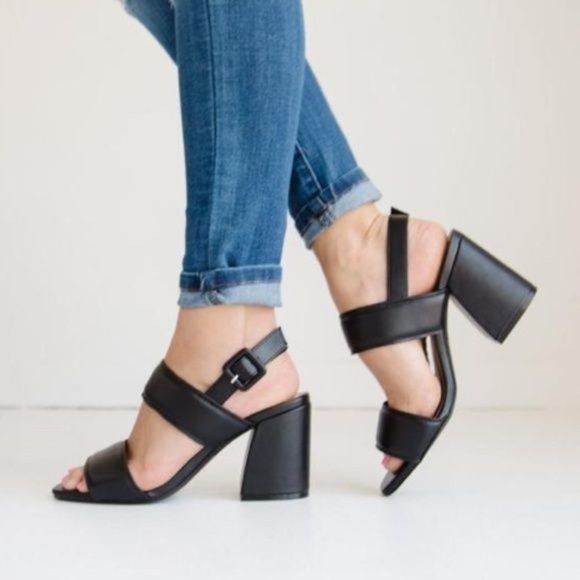 Shoes - !! NEW !! Double Bland Square Toe Mid Heel Sandals in Black